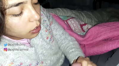 ខ្ញុំលេបទឹកដោះដែលប្រមូលបានរបស់ប្តីខ្ញុំទាំងអស់ - បង្ហាញអណ្តាតជាមួយ CUM